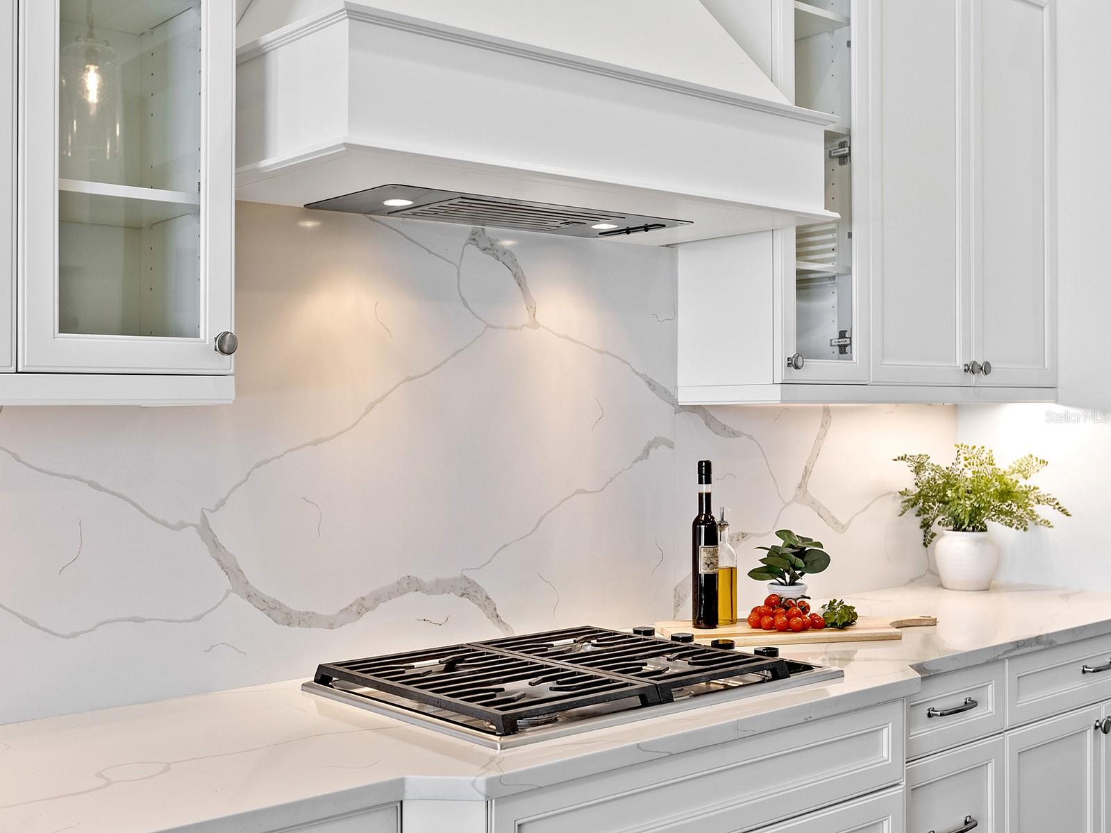 LAKE CLUB - Residential