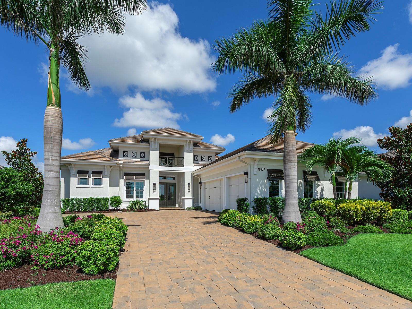 LAKE CLUB - Residential