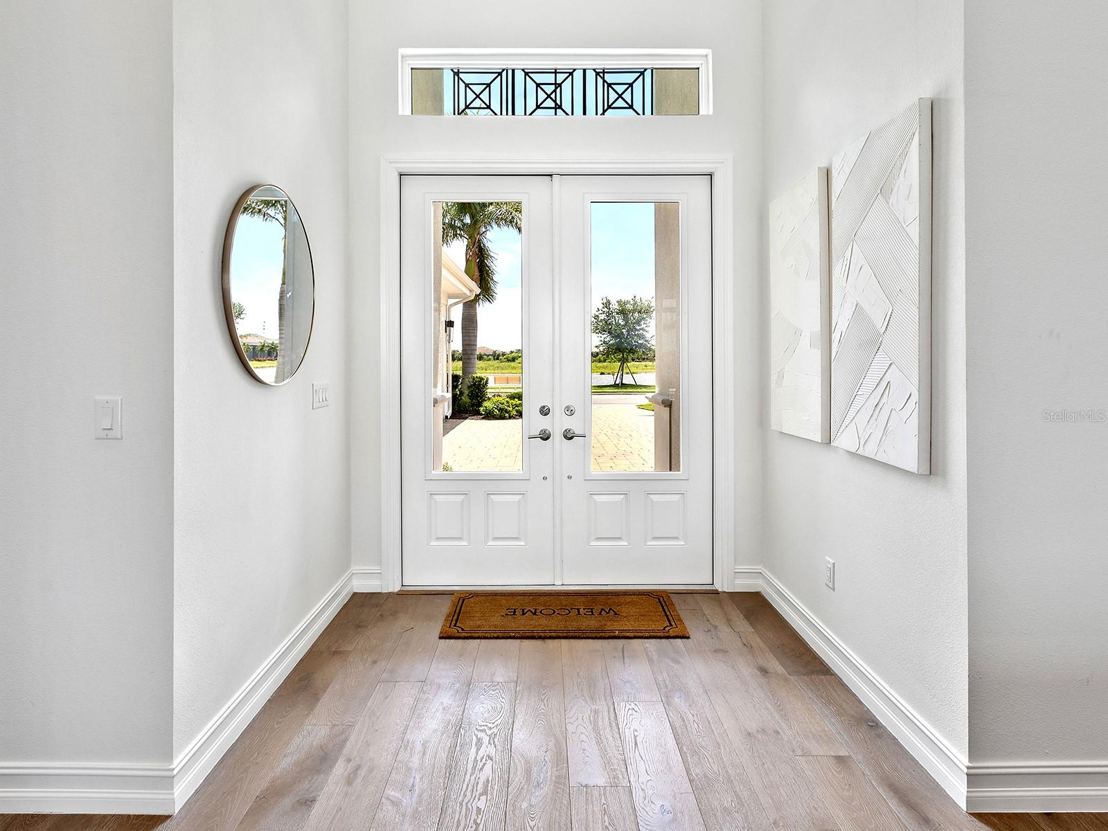 LAKE CLUB - Residential