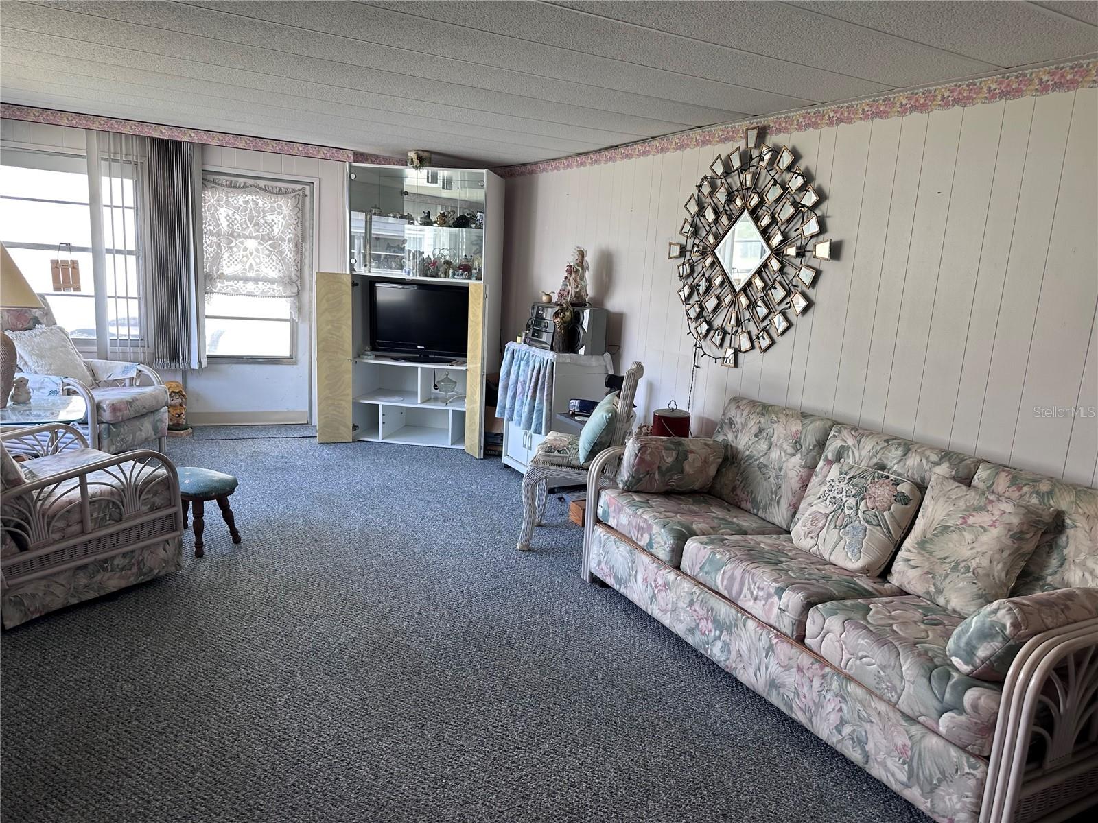 FAIRWAY VILLAGE MOBILE HOME PARK UNREC - Residential