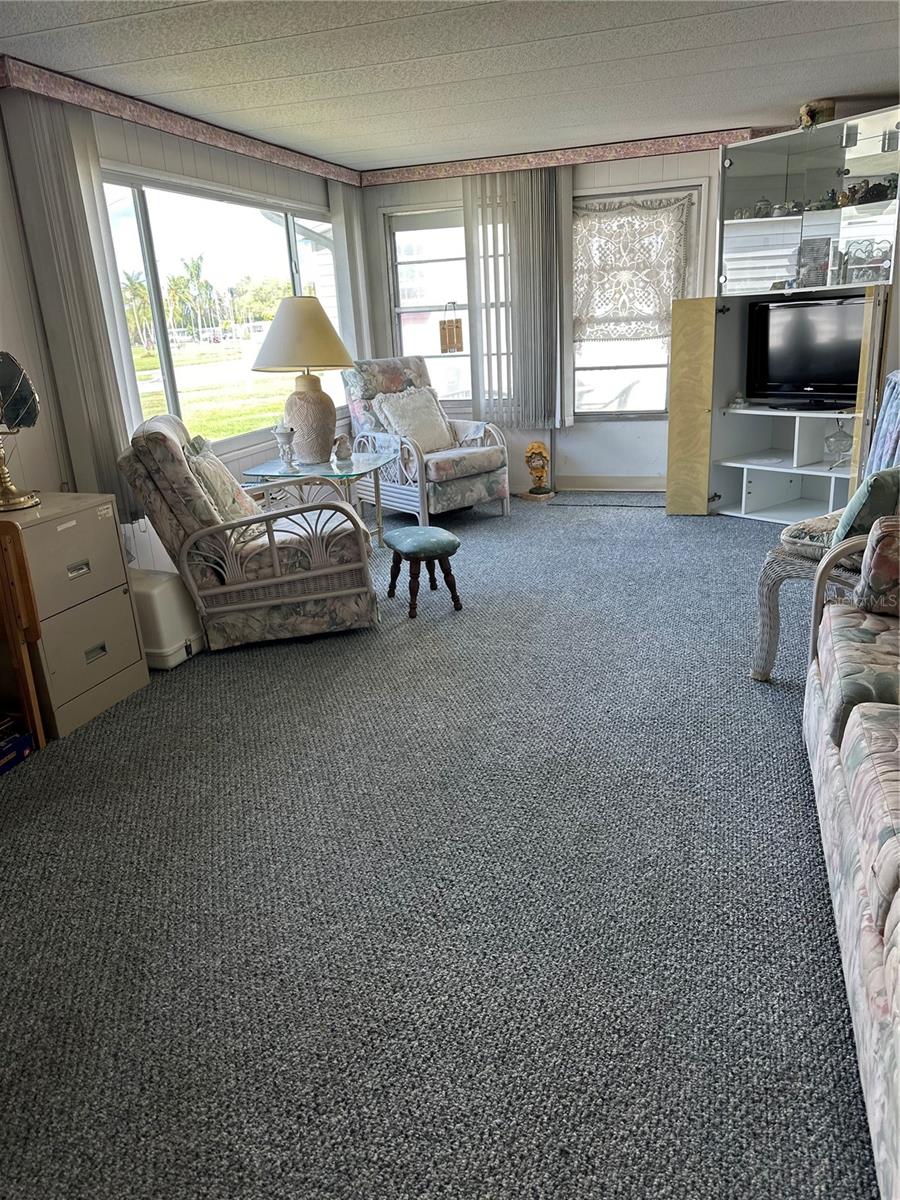 FAIRWAY VILLAGE MOBILE HOME PARK UNREC - Residential