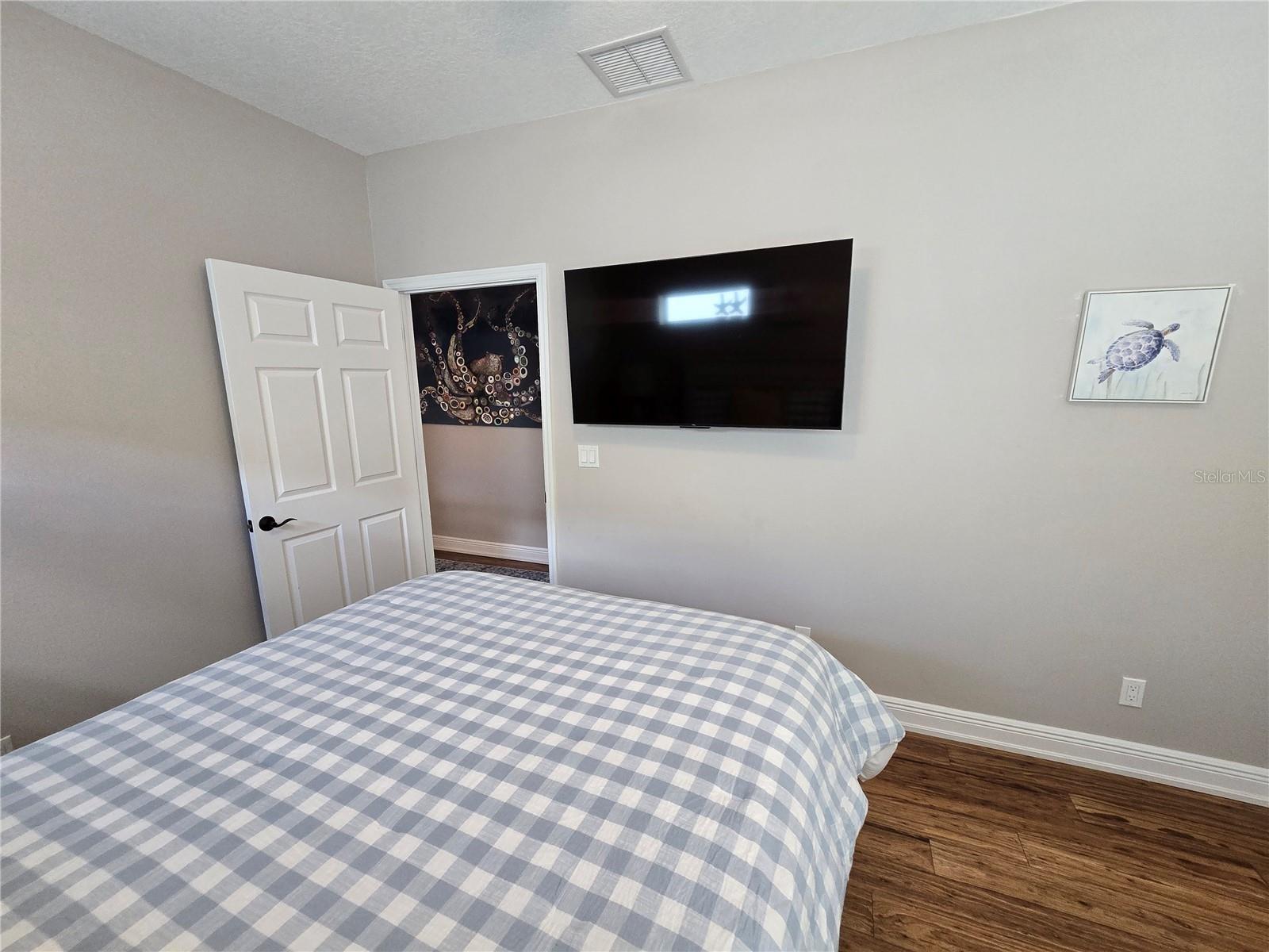 CONEY ISLAND - Residential Lease