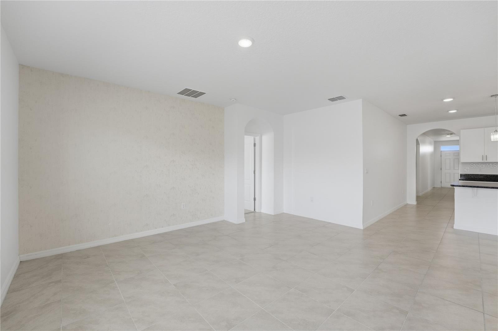 CANOPY WALK PH 2 - Residential