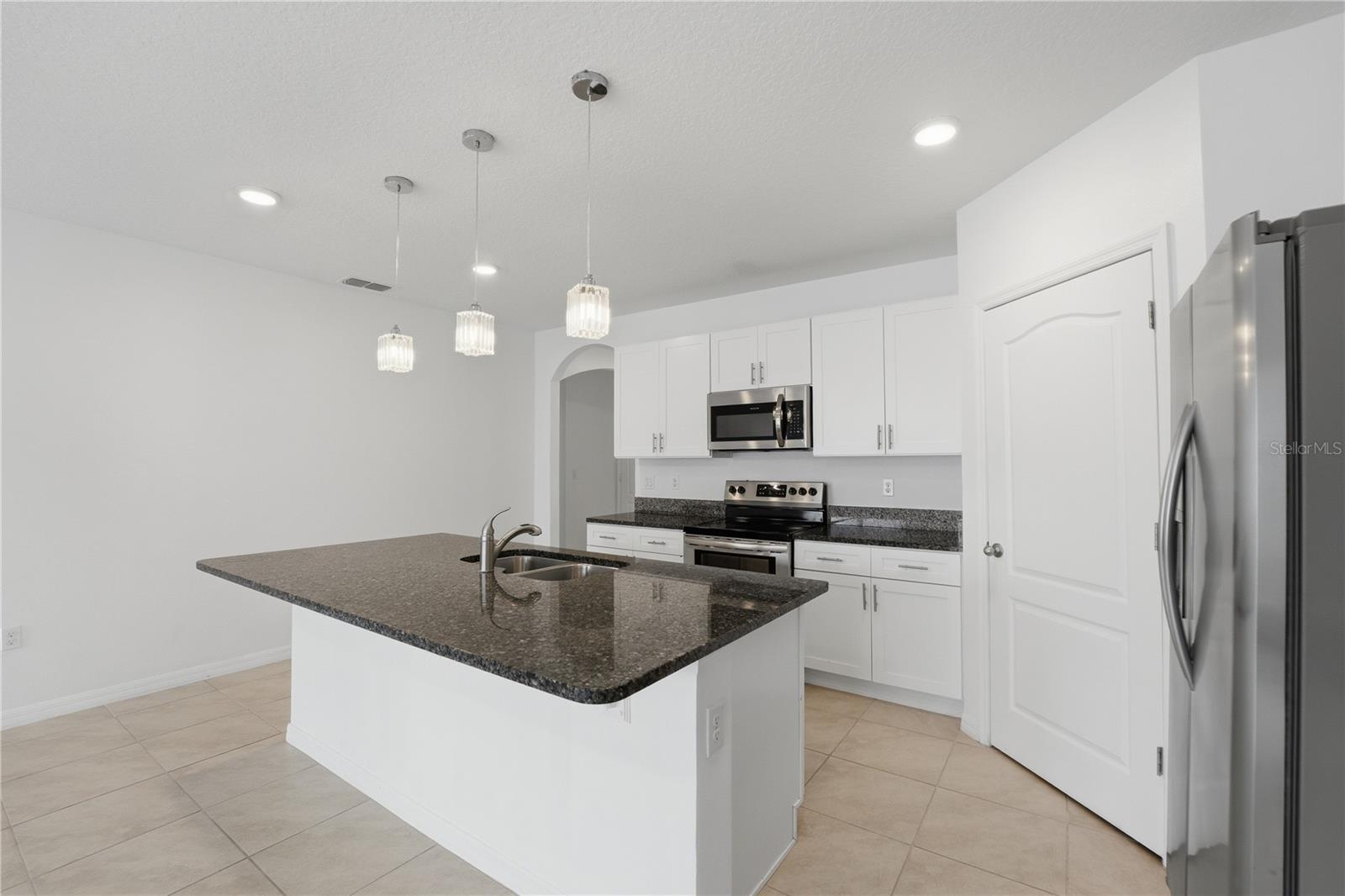 CANOPY WALK PH 2 - Residential