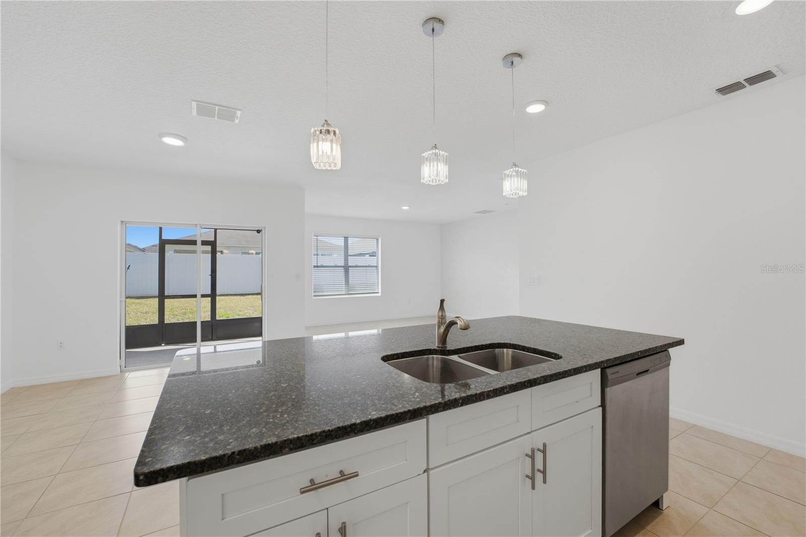 CANOPY WALK PH 2 - Residential