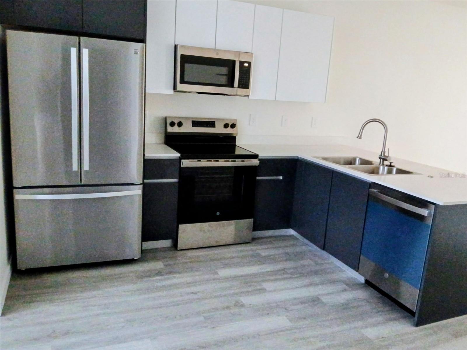 EAGLE TRACE TOWNHOMES CONDO - Residential