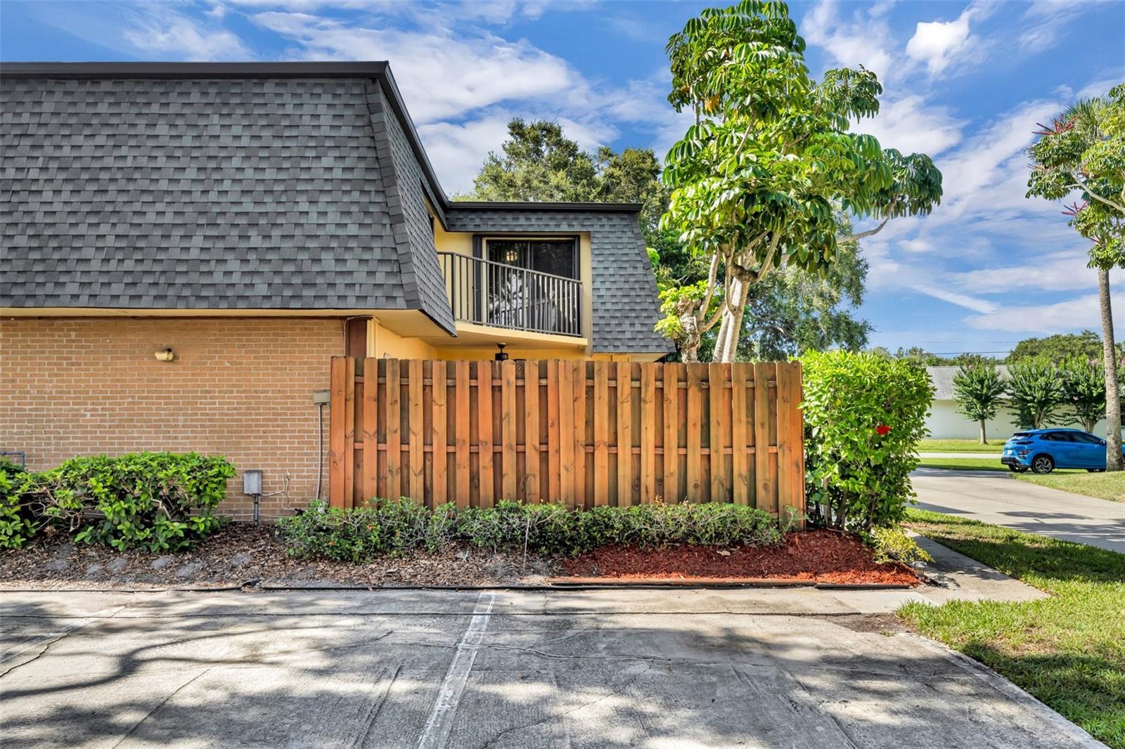 3824 SAXON DRIVE