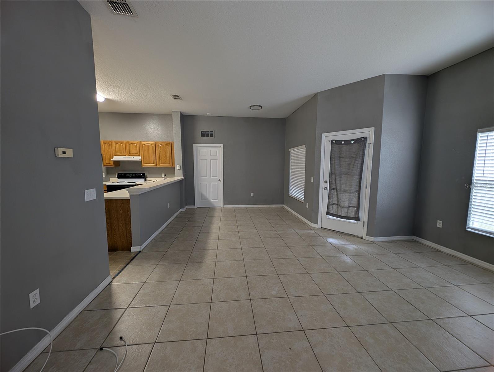 OAK RIDGE CONDO - Residential Lease