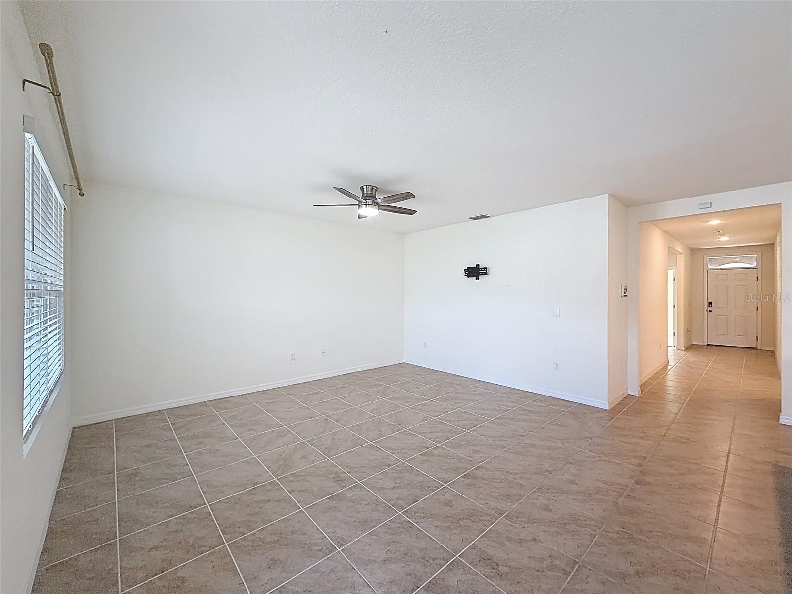 LAKES/LAUREL HLNDS PH 3A - Residential