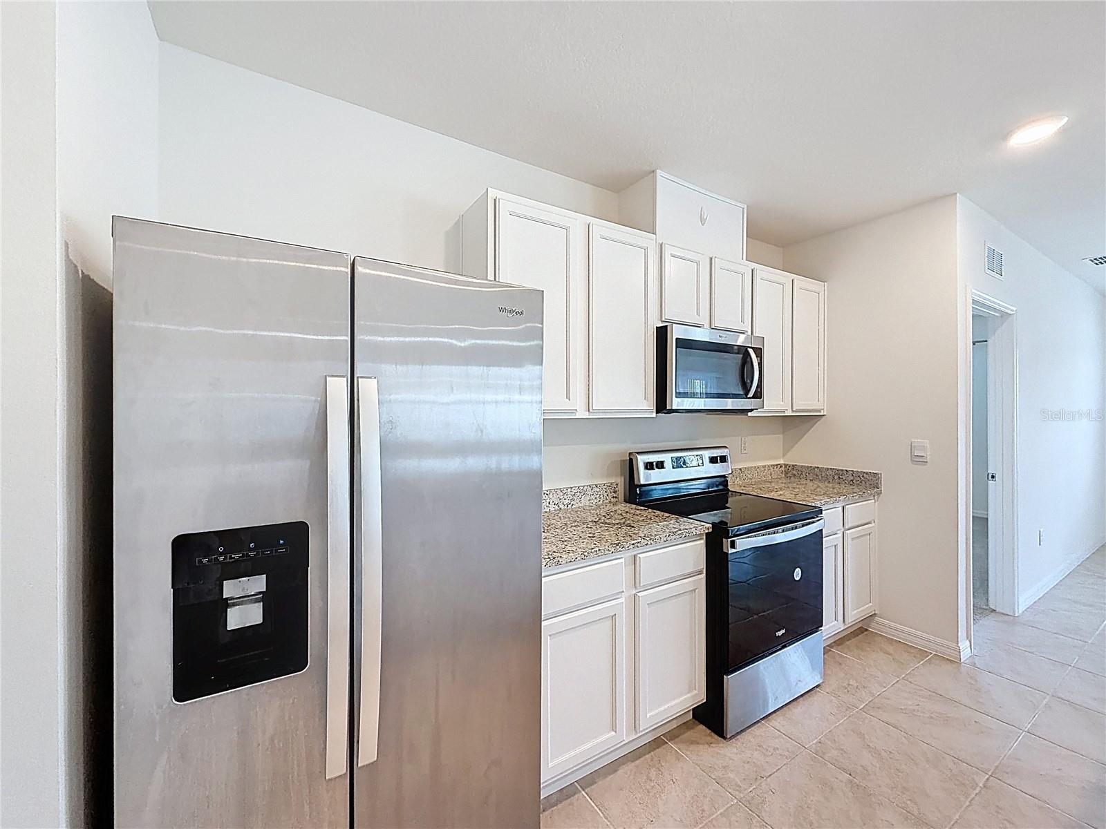 LAKES/LAUREL HLNDS PH 3A - Residential