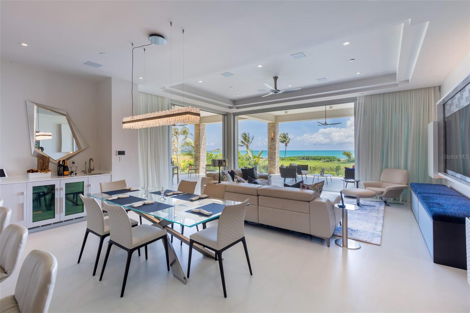 OCEAN DRIVE BAHIA BEACH - Residential