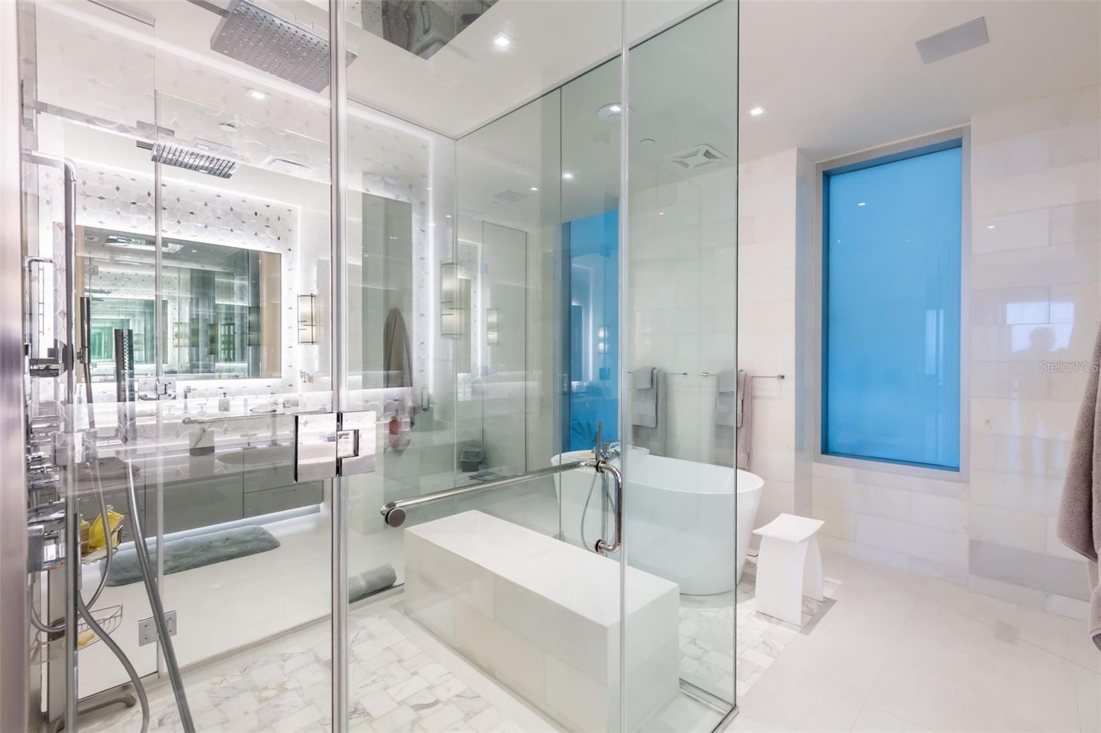 OCEAN DRIVE BAHIA BEACH - Residential