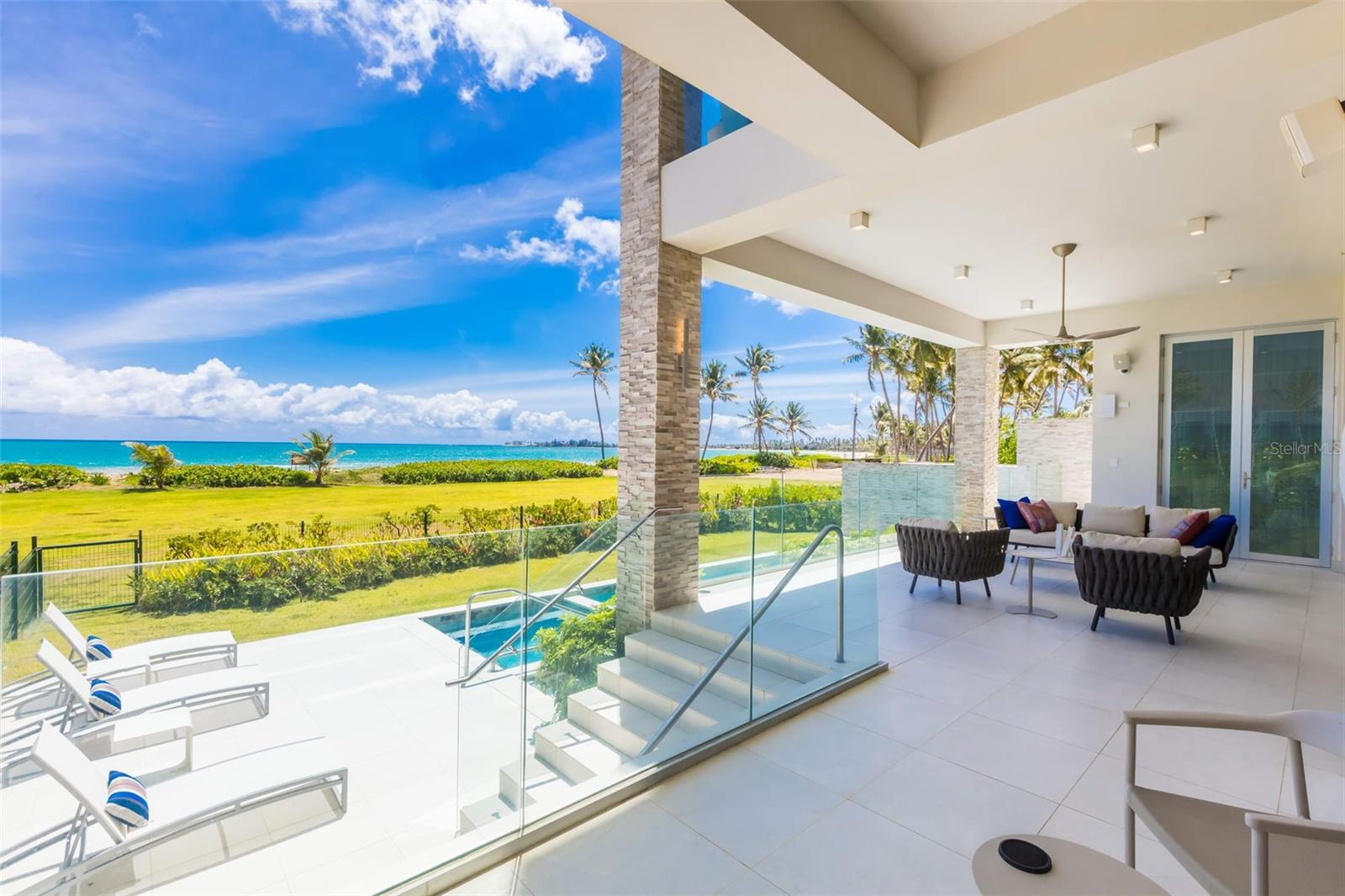 OCEAN DRIVE BAHIA BEACH - Residential