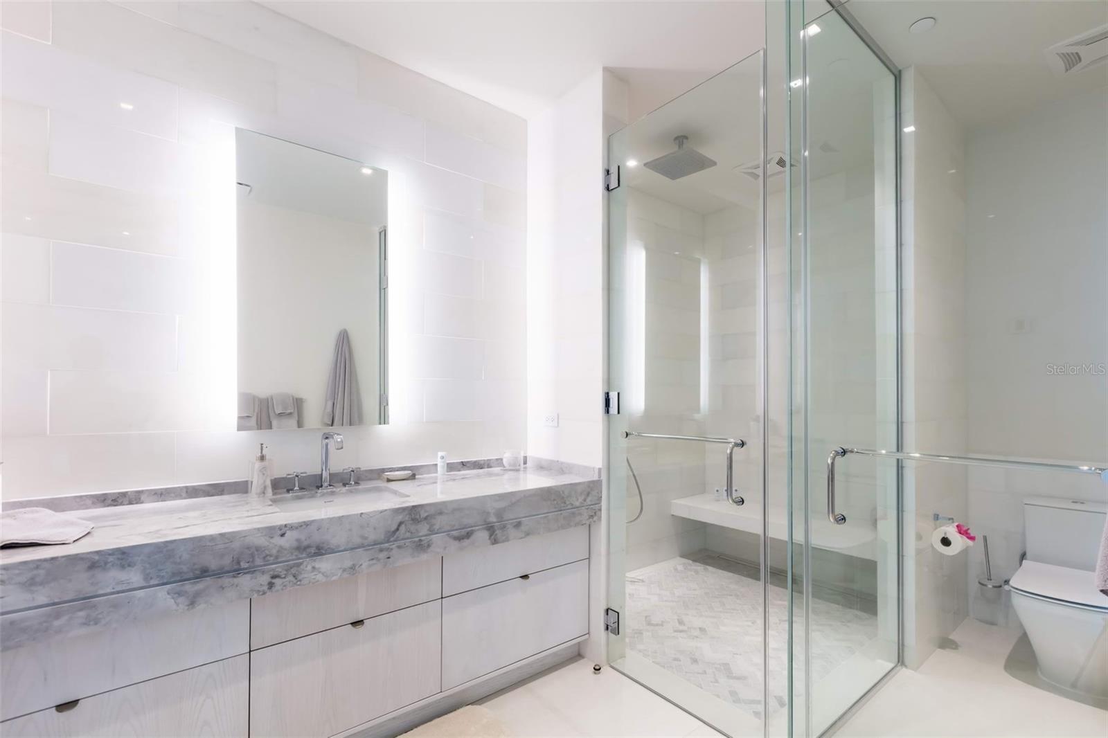 OCEAN DRIVE BAHIA BEACH - Residential