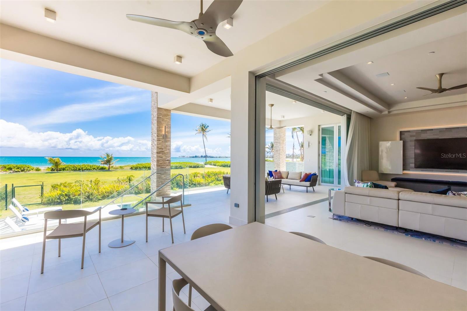 OCEAN DRIVE BAHIA BEACH - Residential