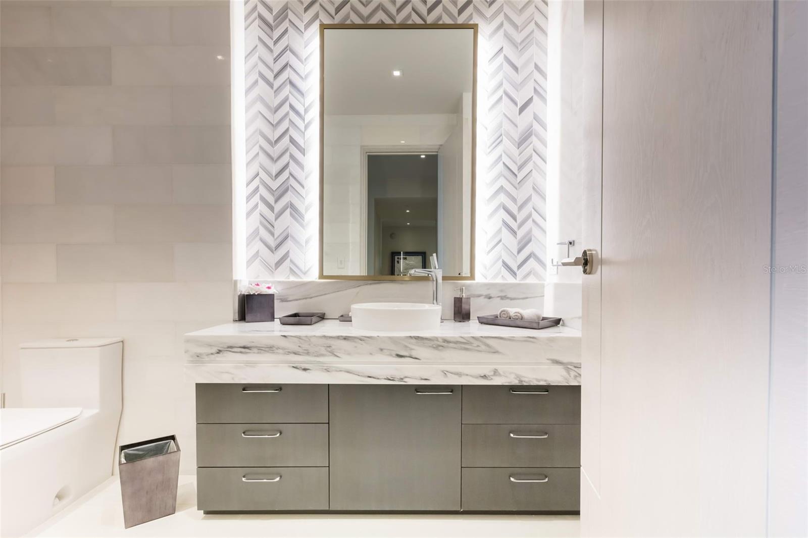 OCEAN DRIVE BAHIA BEACH - Residential