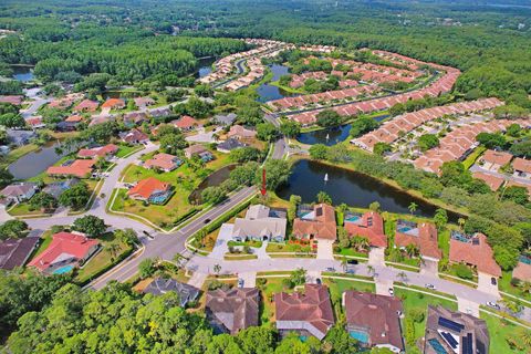 A home in PALM HARBOR