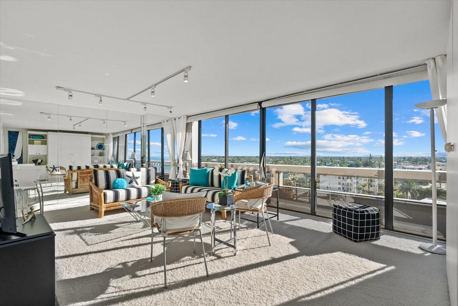 BEACH TERRACE - Residential