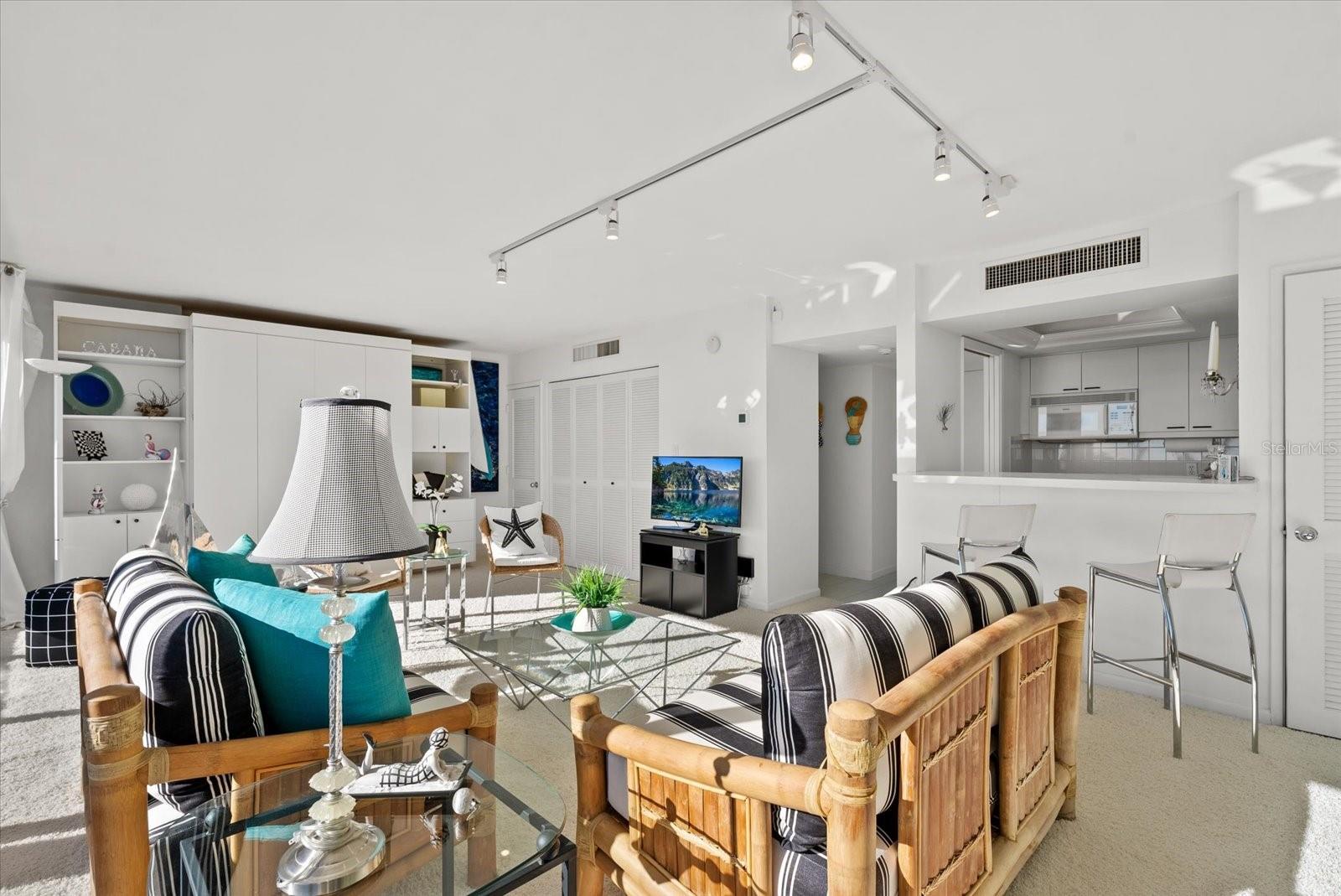 5400 OCEAN BOULEVARD 8-05