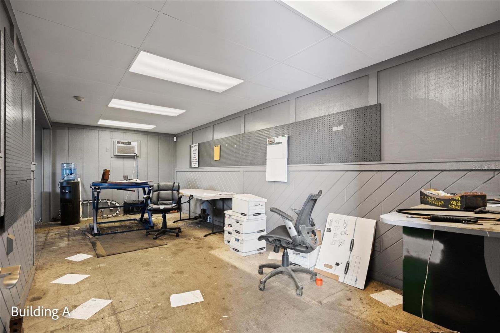 PINELLAS GRVS - Commercial Sale