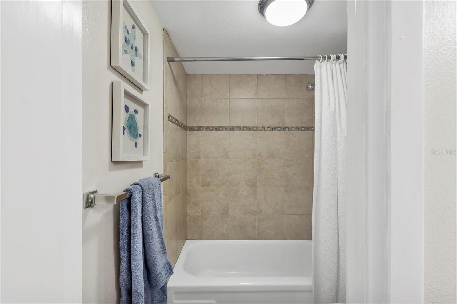 IRONWOOD 3RD CONDO - Residential