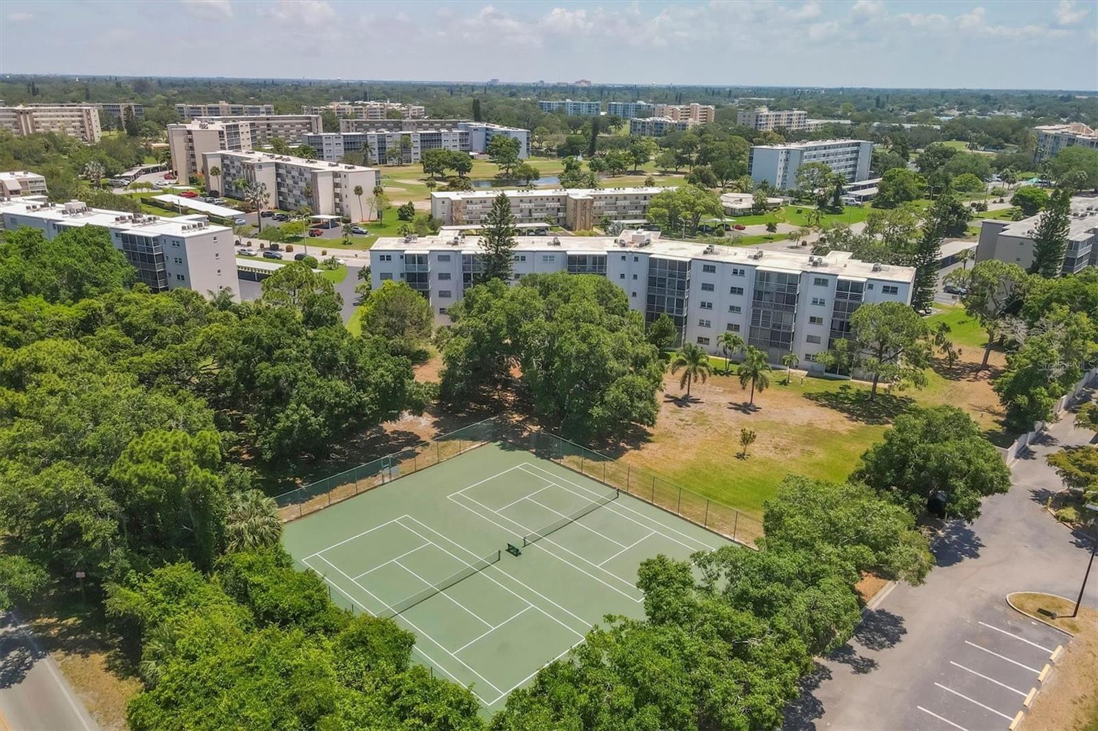 IRONWOOD 3RD CONDO - Residential