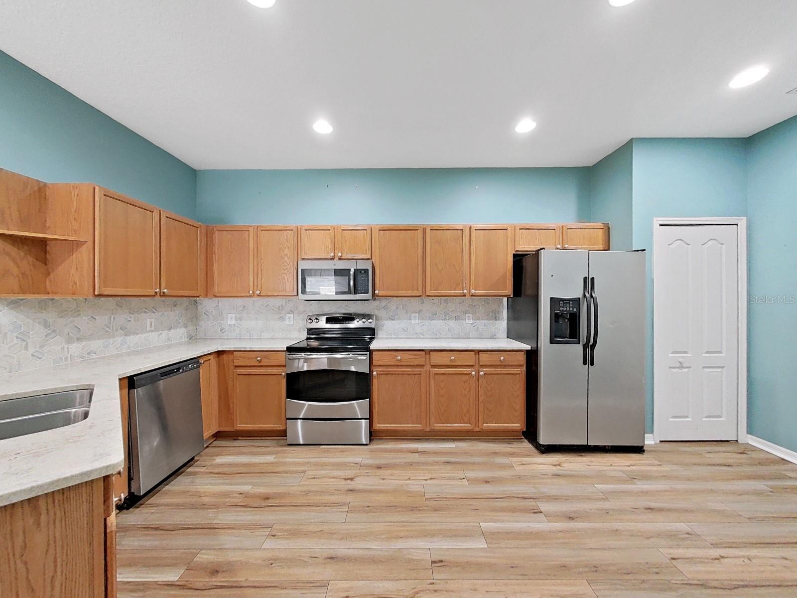 FISHHAWK RANCH - Residential