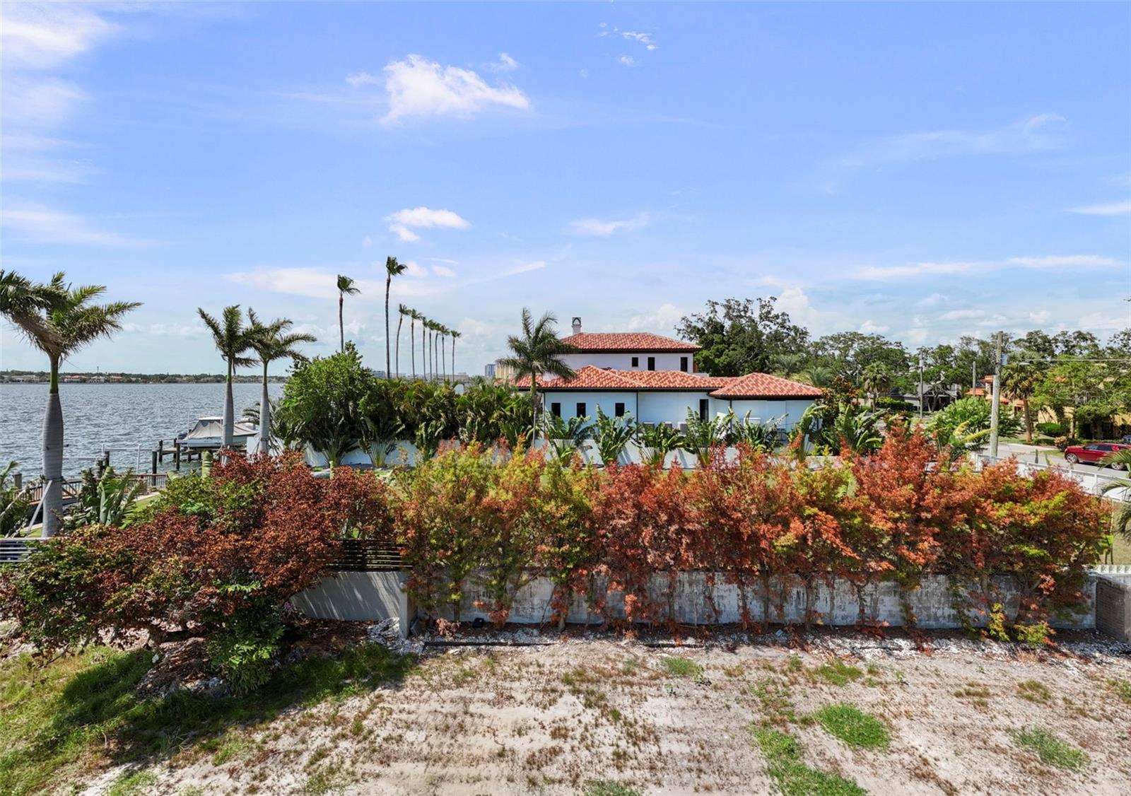 DAVIS ISLANDS PB10 PG52 TO 57 - Residential