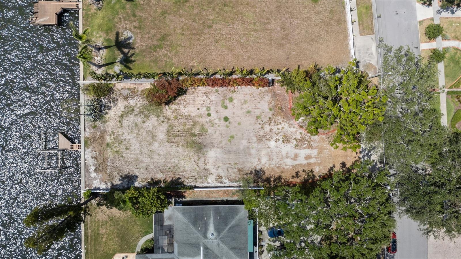 DAVIS ISLANDS PB10 PG52 TO 57 - Residential