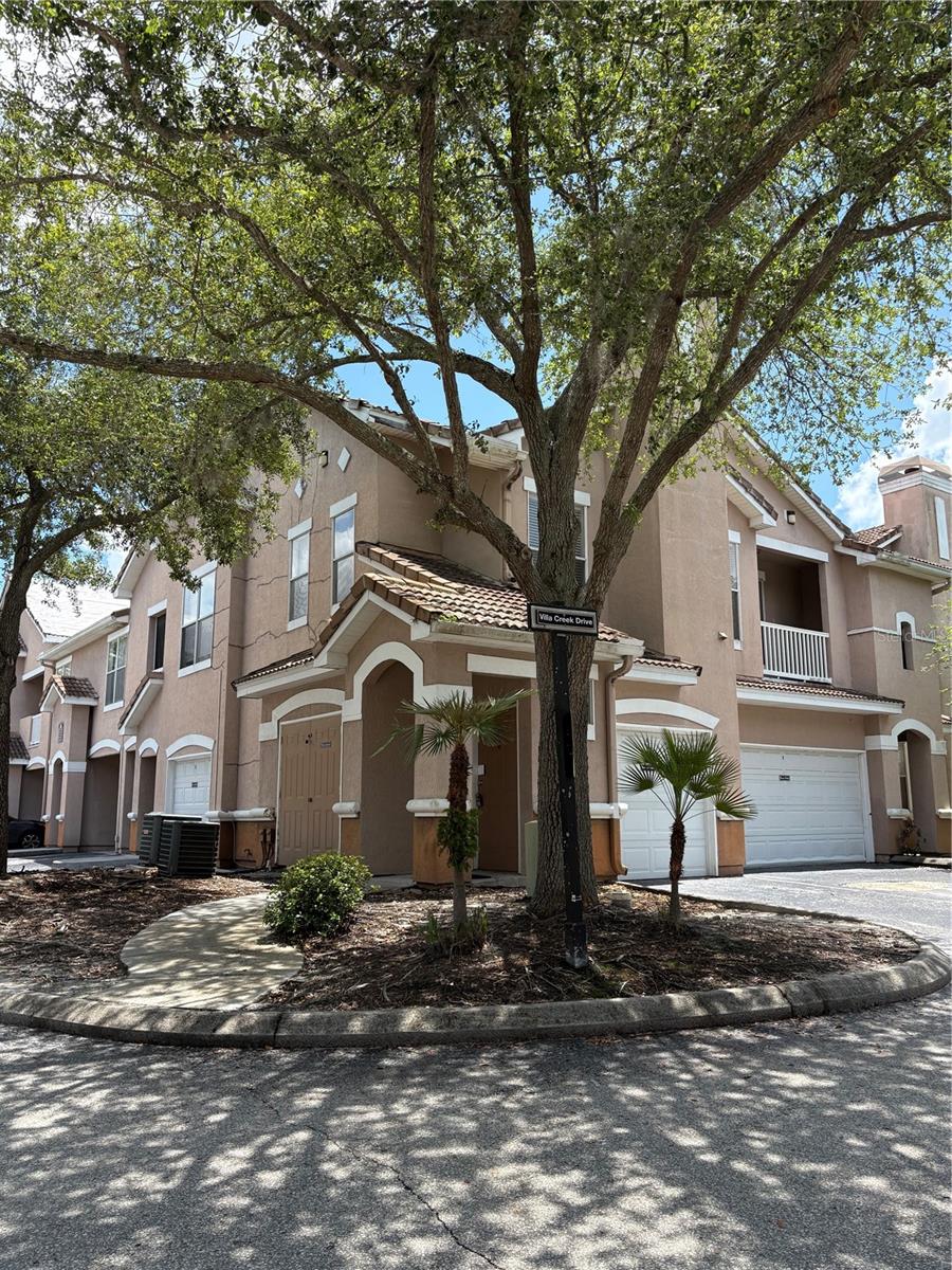 THE VILLAS CONDO - Residential