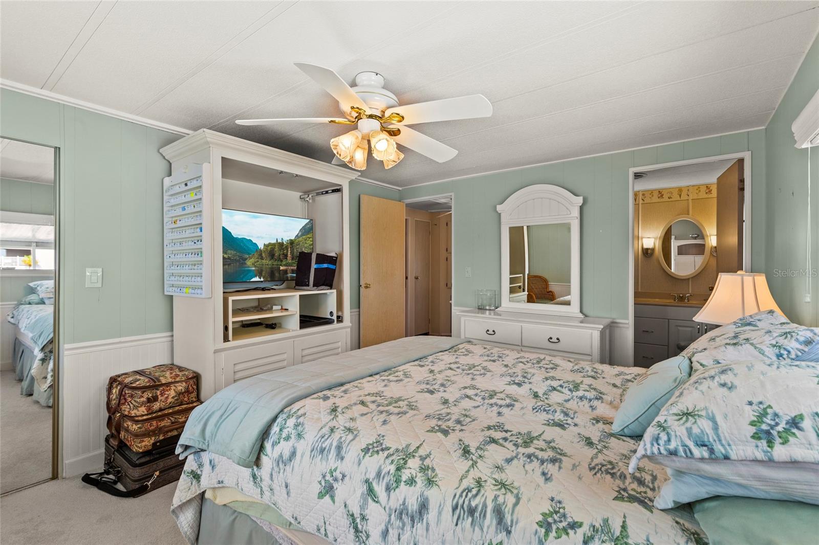 TROPIC ISLES CO-OP - Residential