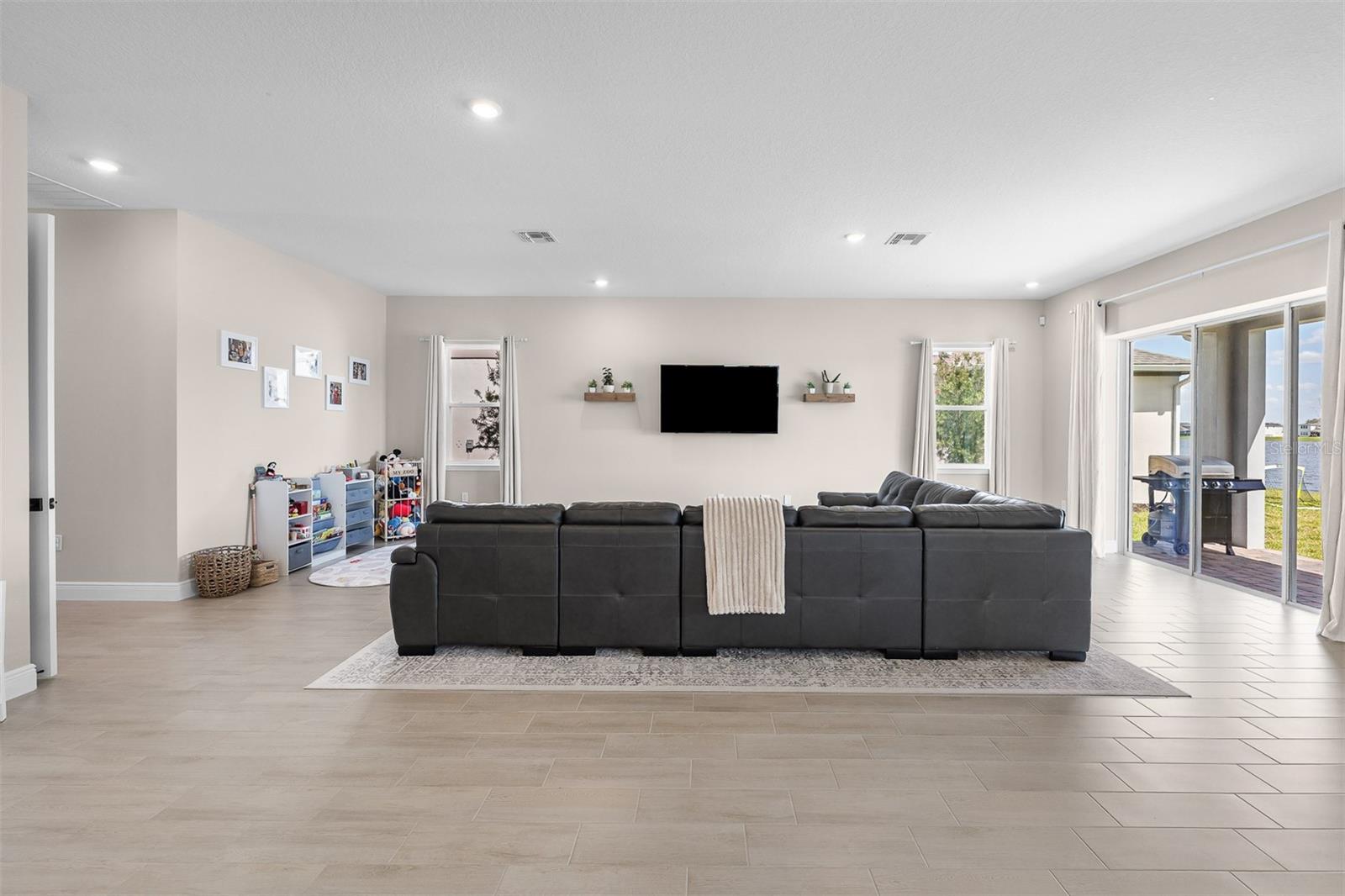 LAUREATE PARK PH 2 PRCL N-3 - Residential