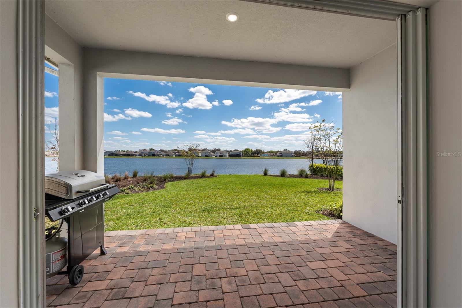 Casas a venda 3 - Jen Dantas 13573 MCMILLAN DRIVE