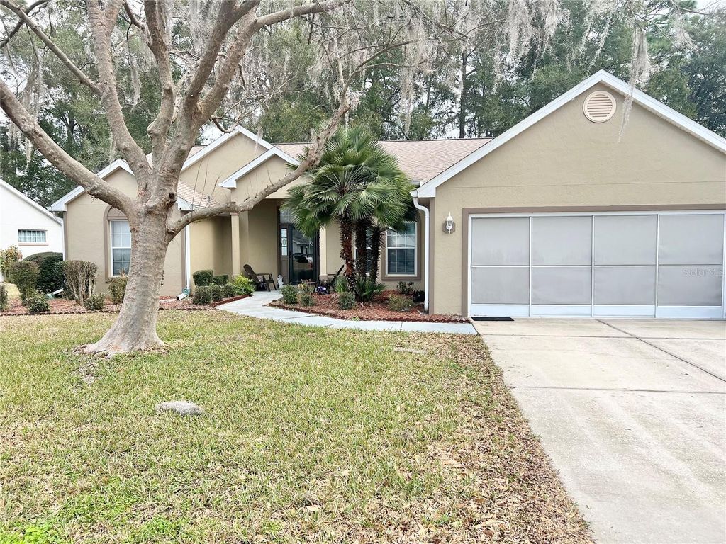 Photo of 11451 SW 76th Avenue, Ocala, FL 34476 (MLS # OM717973)