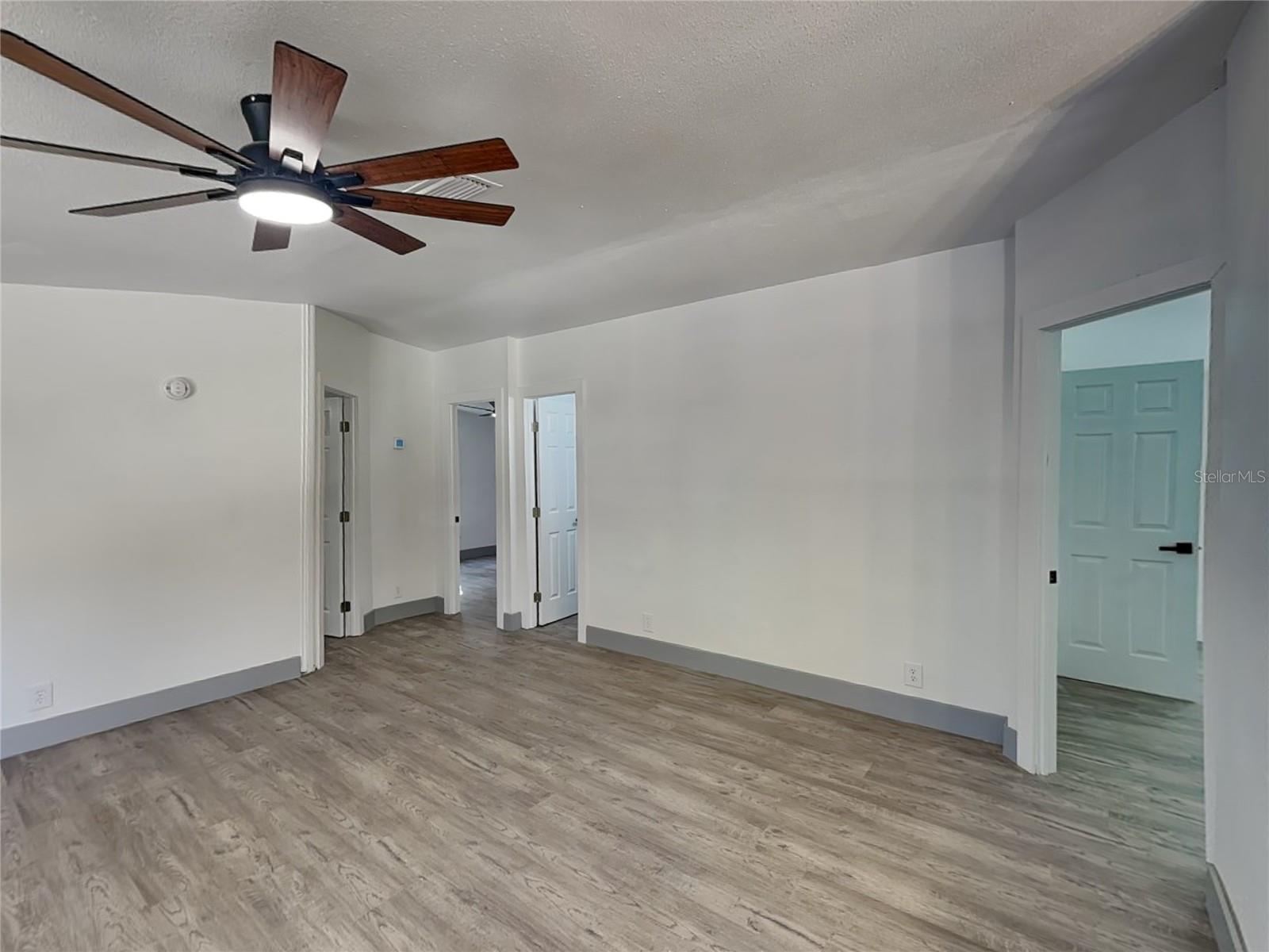 ORLANDO HILLS - Residential