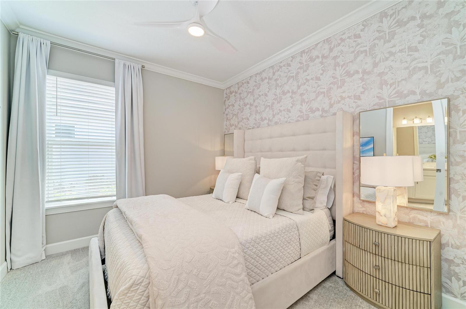 AZARIO ESPLANADE PH V - Residential