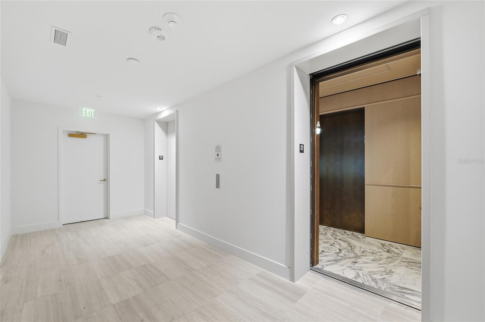 BAYSHORE YSABELLA CONDOMINIUM - Residential