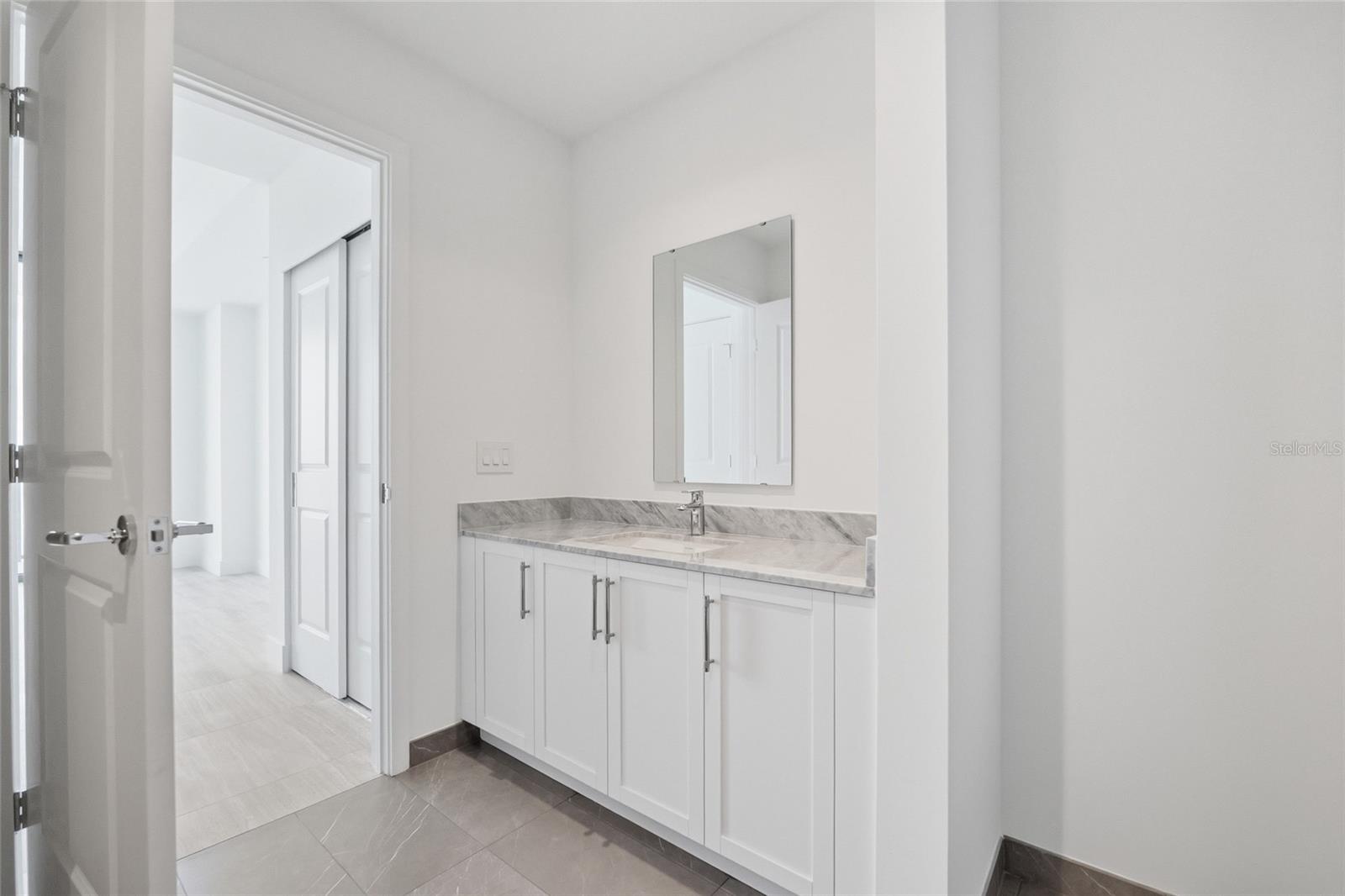BAYSHORE YSABELLA CONDOMINIUM - Residential