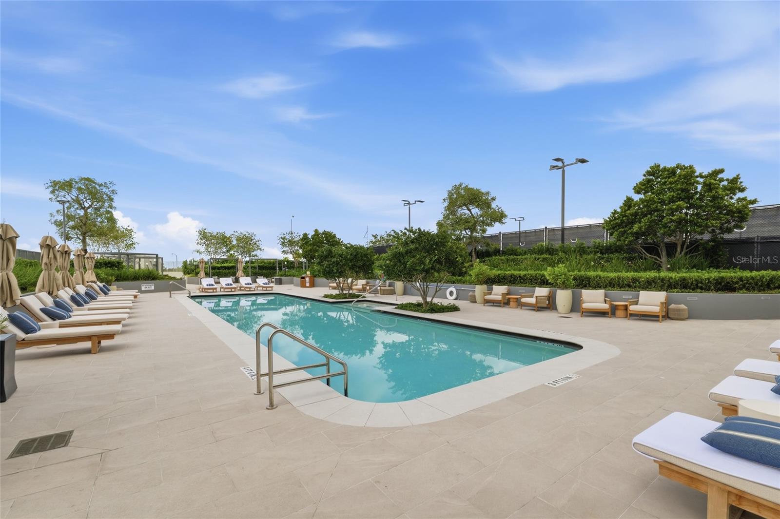 BAYSHORE YSABELLA CONDOMINIUM - Residential
