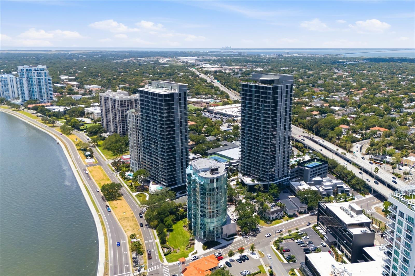 BAYSHORE YSABELLA CONDOMINIUM - Residential