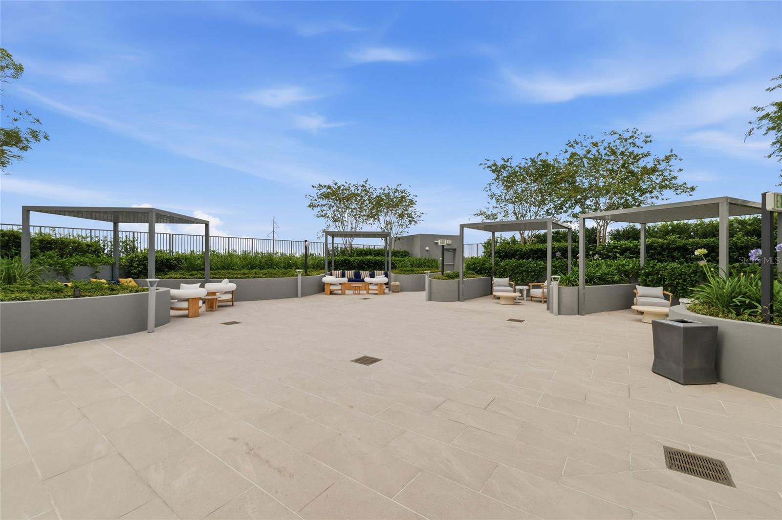 BAYSHORE YSABELLA CONDOMINIUM - Residential