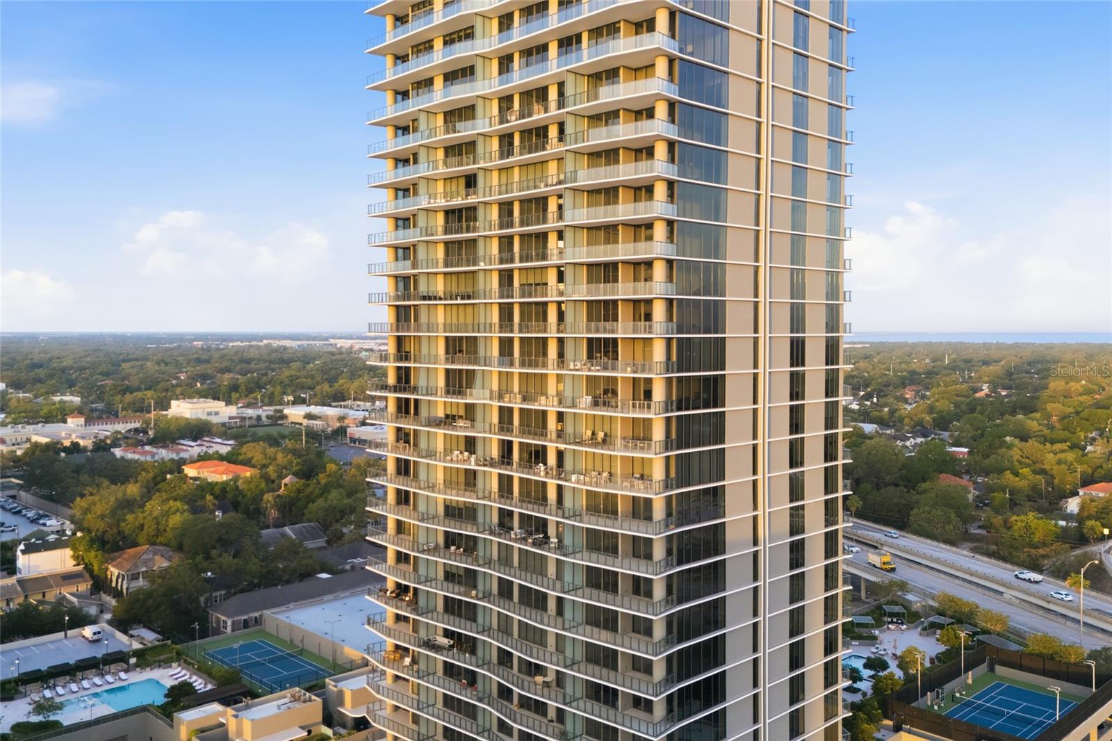 BAYSHORE YSABELLA CONDOMINIUM - Residential