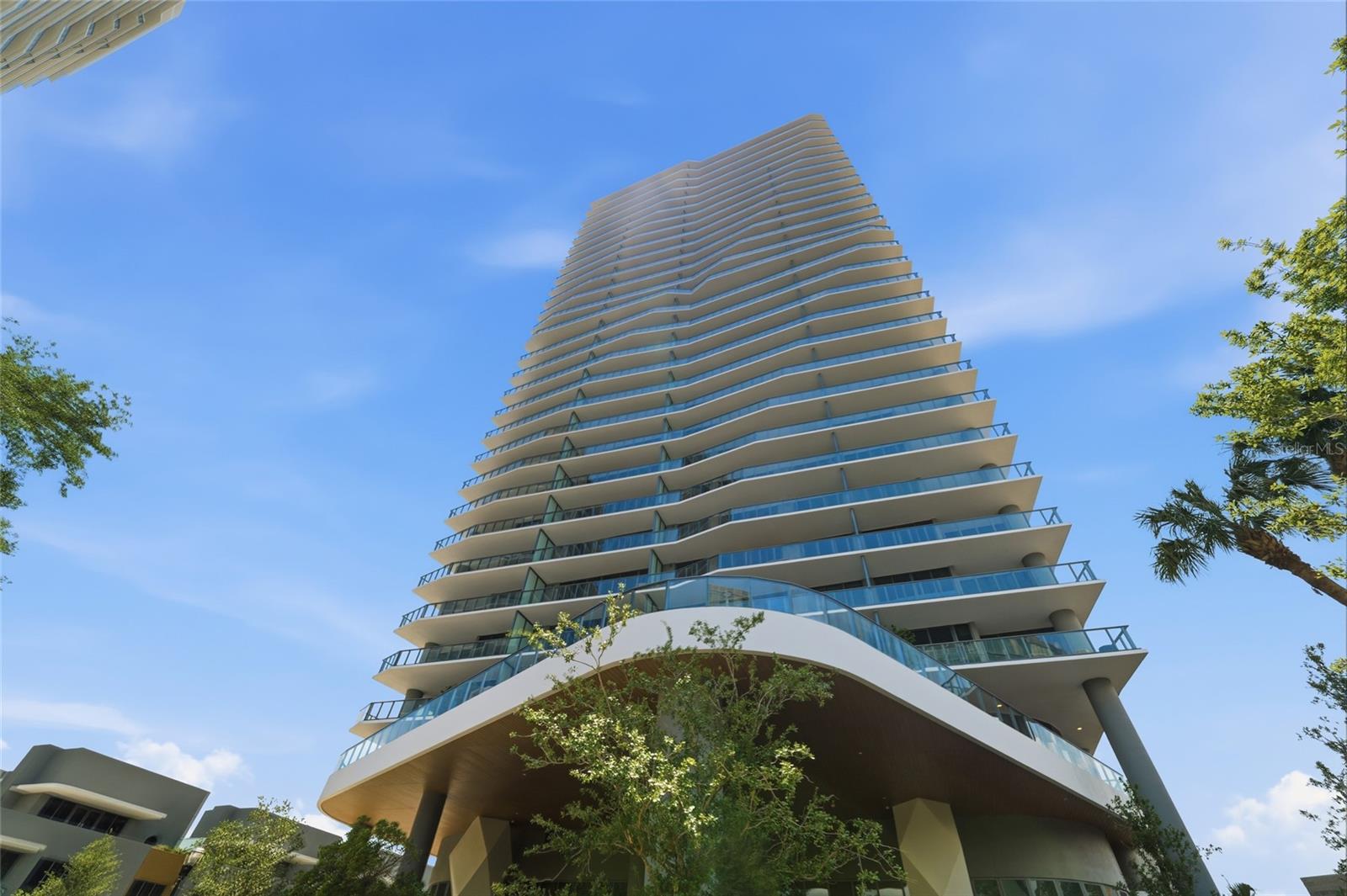 BAYSHORE YSABELLA CONDOMINIUM - Residential