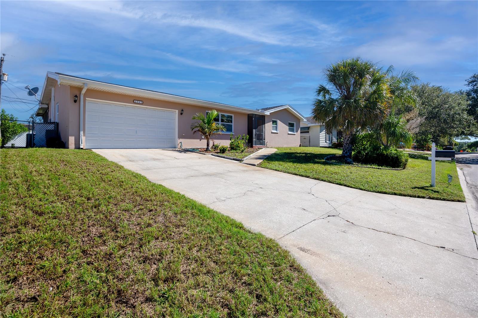 3747 SHADY BLUFFS DRIVE