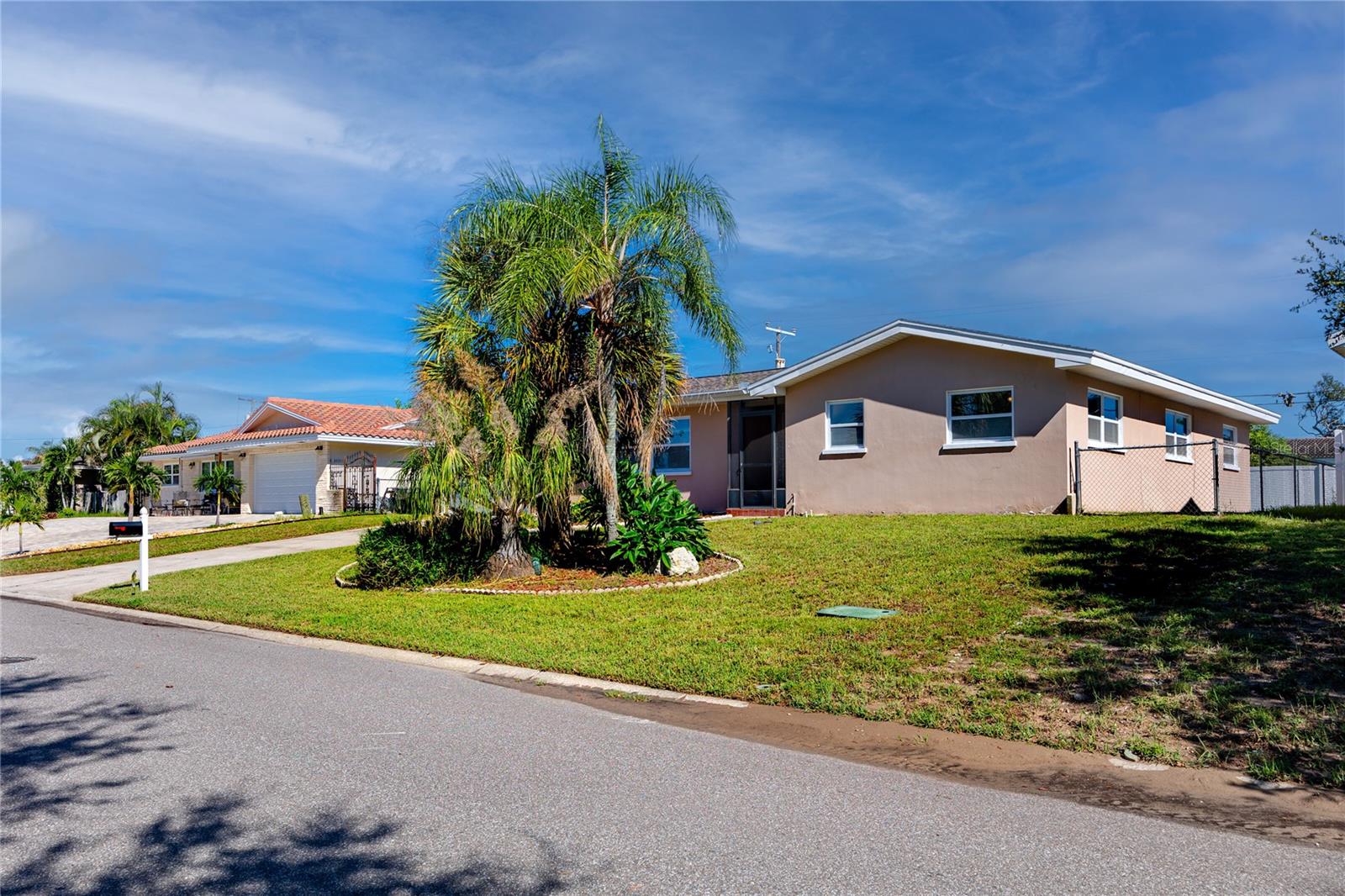 3747 SHADY BLUFFS DRIVE