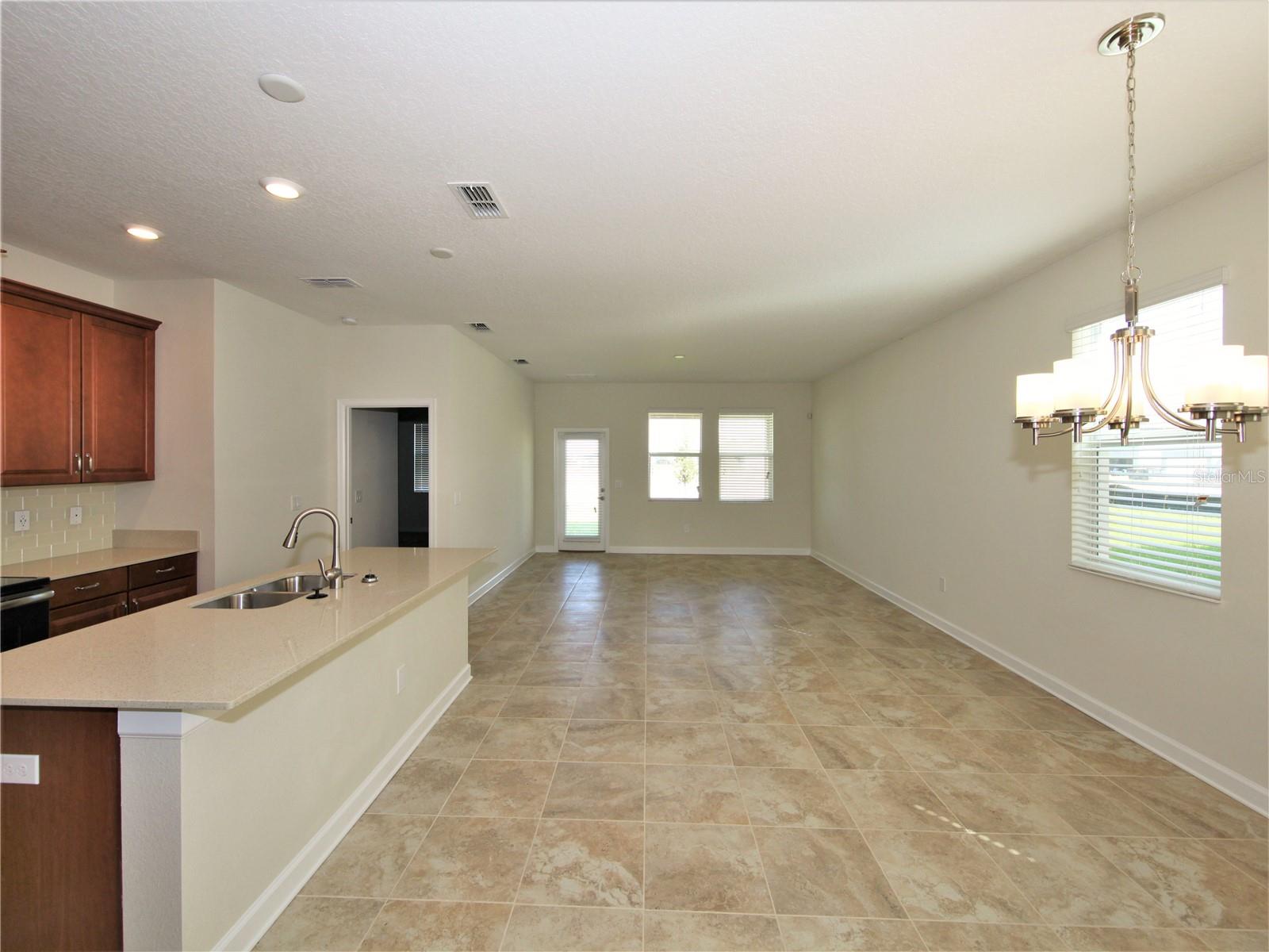 STOREY LAKE TR K - Residential Lease