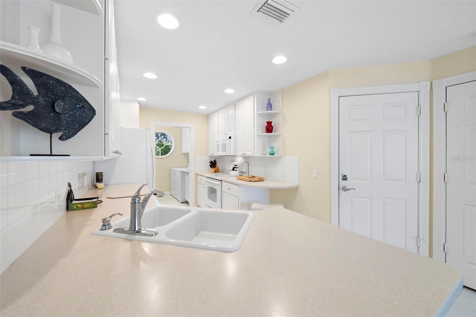 VILLAGEWALK - Residential