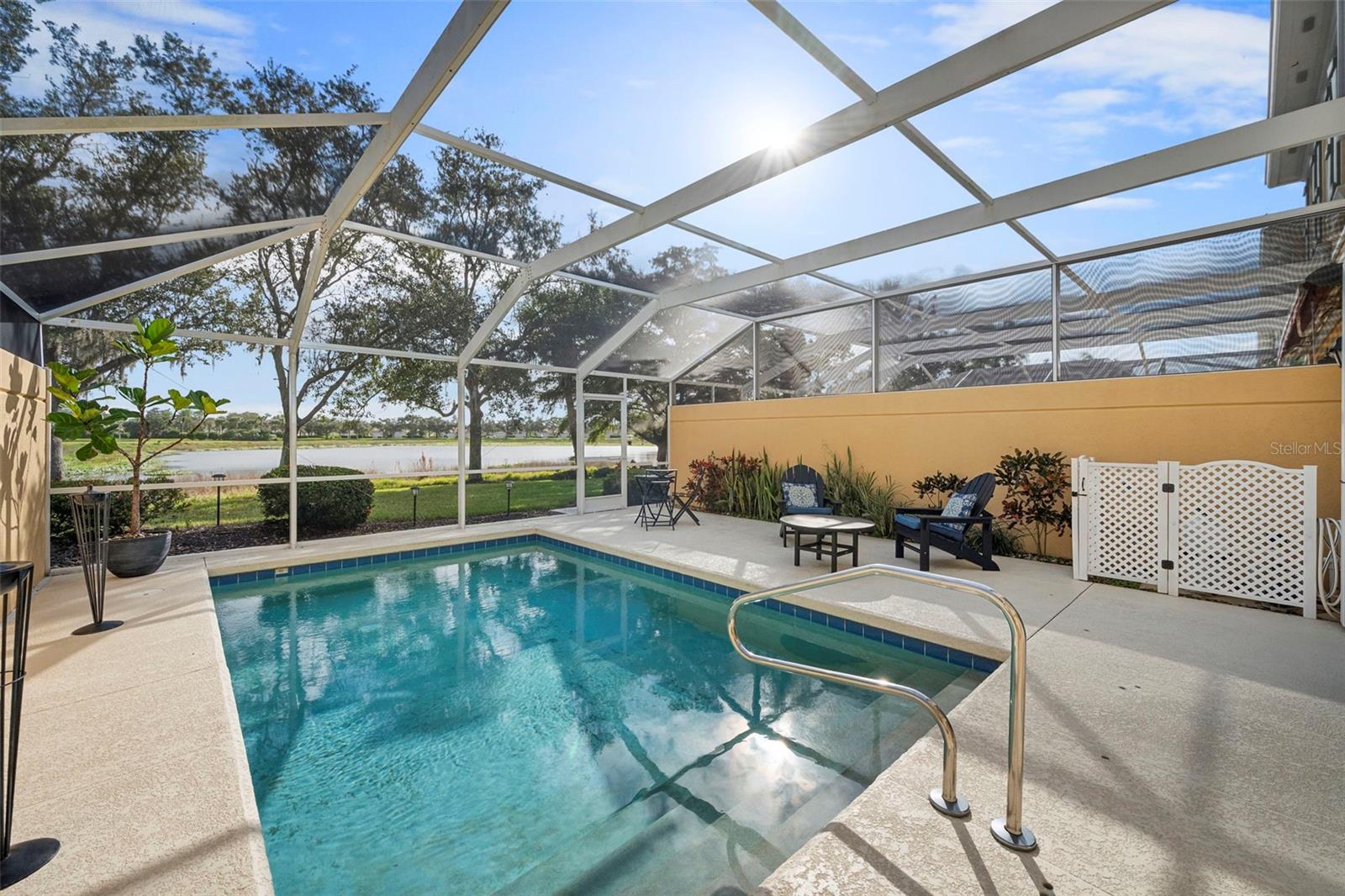 VILLAGEWALK - Residential