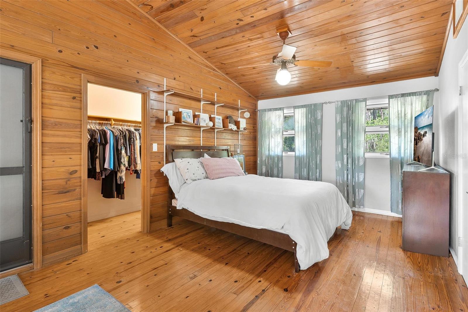 BIG PINE ISLAND SUB - Residential