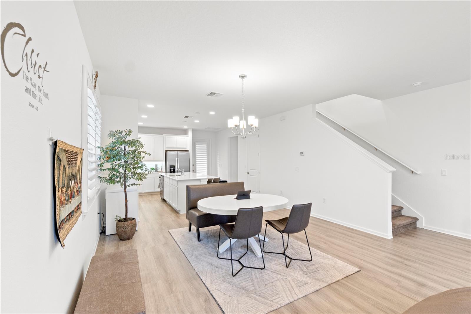 LAKESIDE/HAMLIN - Residential